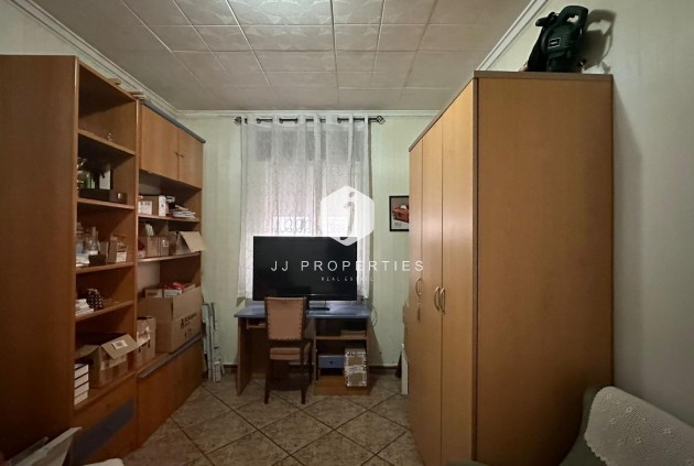 Segunda mano - Apartamento / piso -
Torrevieja - Estacion de autobuses