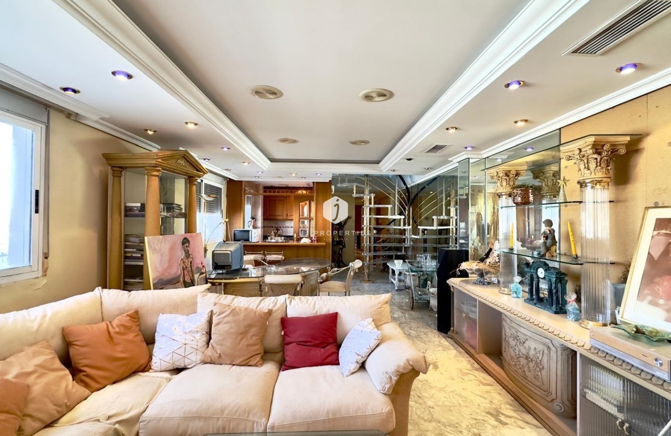 Resale - Penthouse -
Torrevieja - Centro