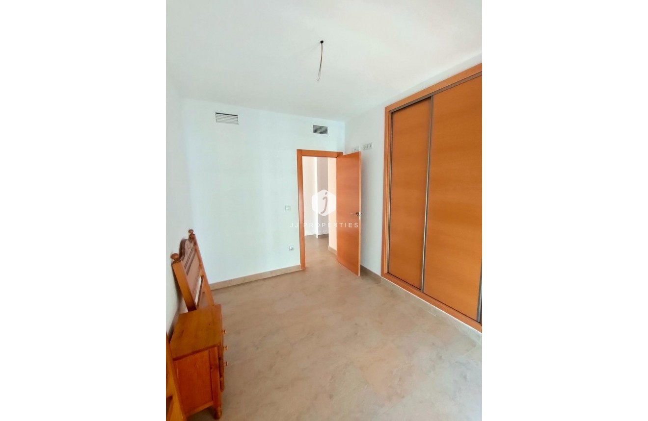 Tweedehands - Appartement / flat -
Torrevieja - Estacion de autobuses
