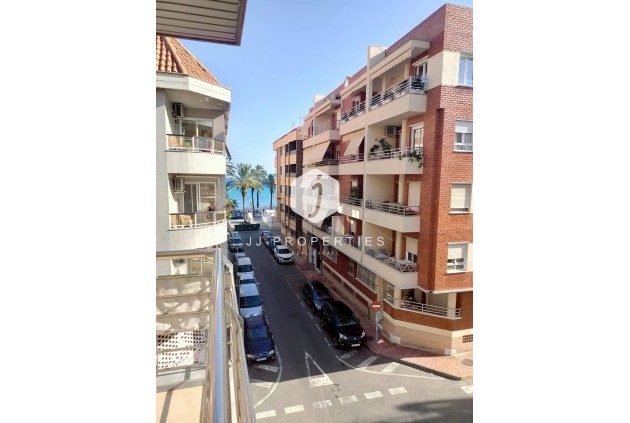 Tweedehands - Appartement / flat -
Torrevieja - Estacion de autobuses