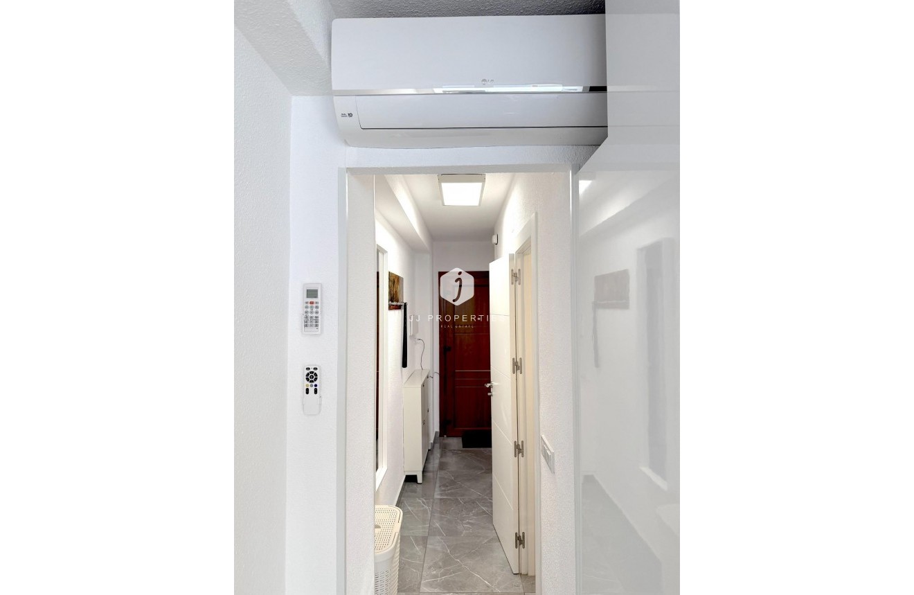 Aus zweiter Hand - Wohnung -
Torrevieja - Cabo cervera