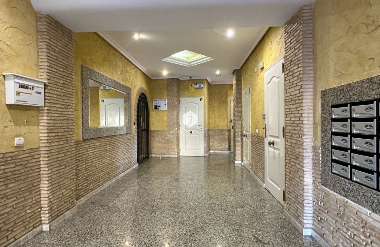 Aus zweiter Hand - Wohnung -
Torrevieja - Costa Blanca