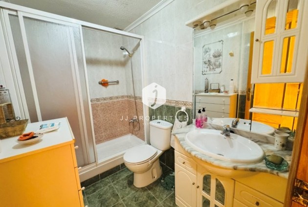 Resale - Apartment / flat -
La Mata - Costa Blanca