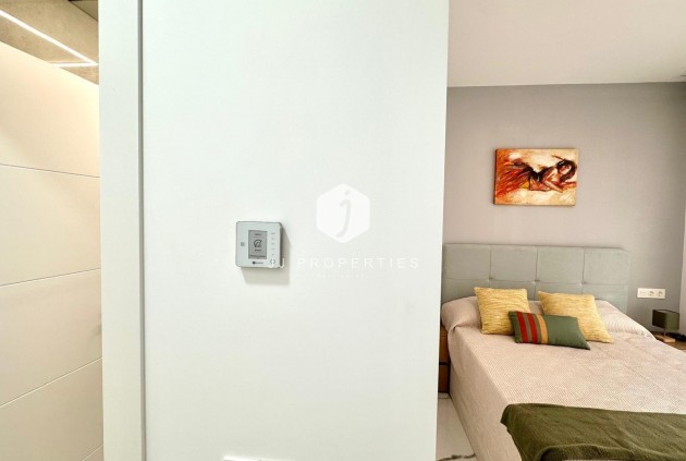 Resale - Apartment / flat -
Torrevieja - Playa del Cura