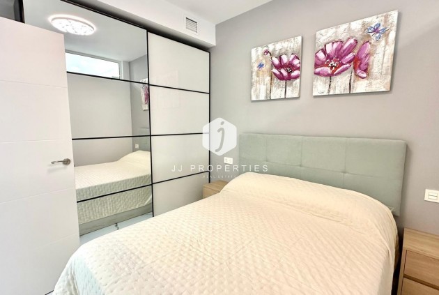 Aus zweiter Hand - Wohnung -
Torrevieja - Playa del Cura