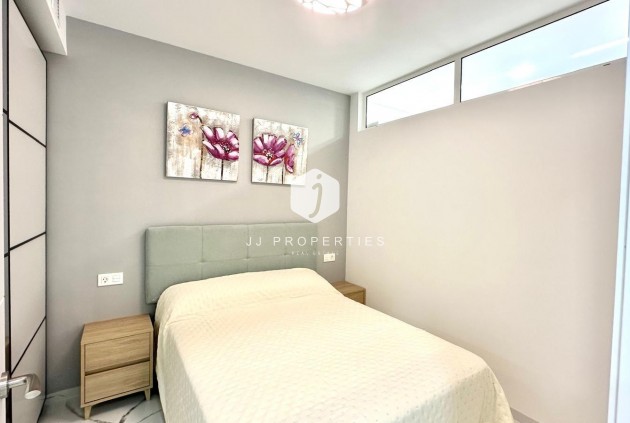 Aus zweiter Hand - Wohnung -
Torrevieja - Playa del Cura