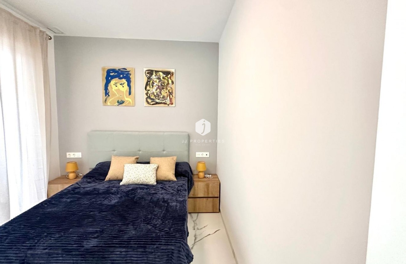 Aus zweiter Hand - Wohnung -
Torrevieja - Playa del Cura
