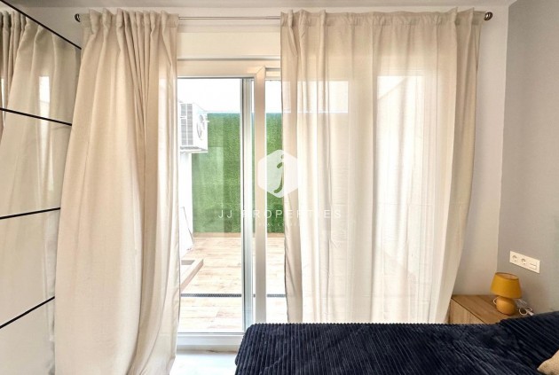 Aus zweiter Hand - Wohnung -
Torrevieja - Playa del Cura