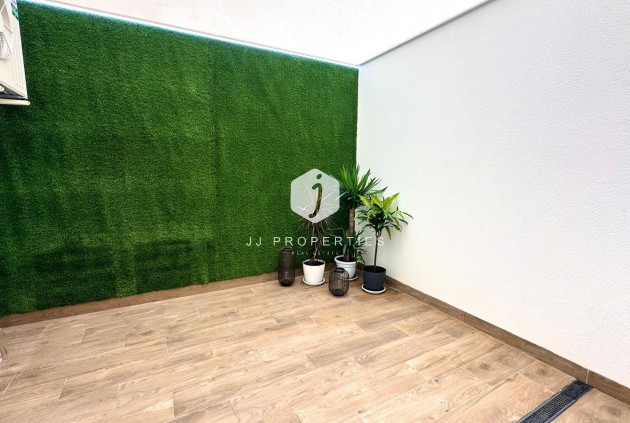 Aus zweiter Hand - Wohnung -
Torrevieja - Playa del Cura