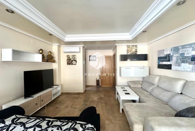 Tweedehands - Appartement / flat -
Torrevieja