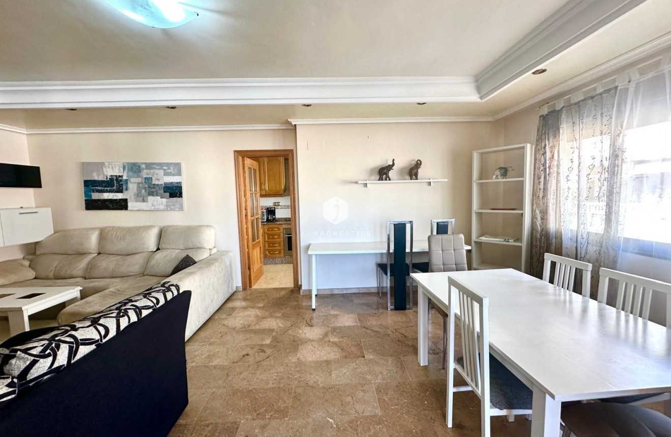 Tweedehands - Appartement / flat -
Torrevieja