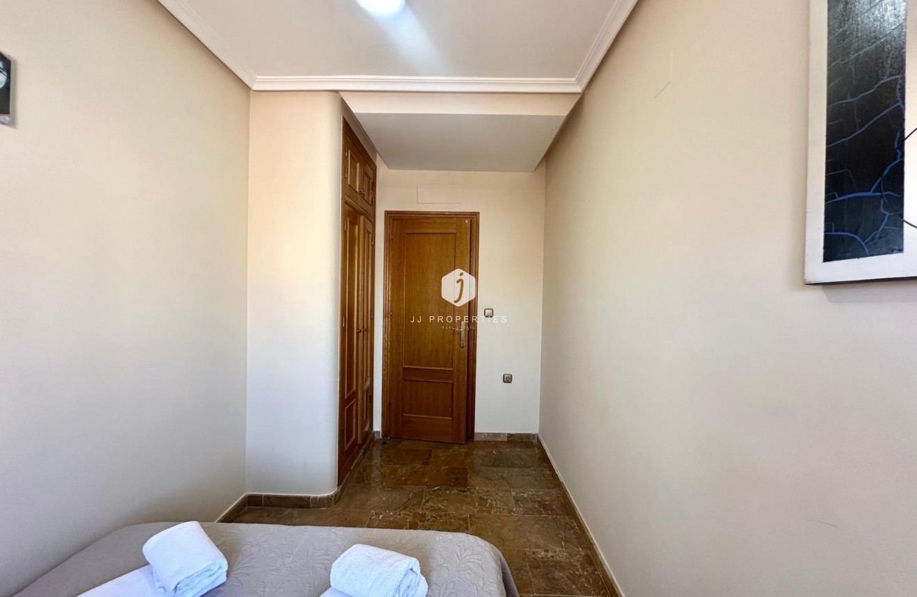 Tweedehands - Appartement / flat -
Torrevieja