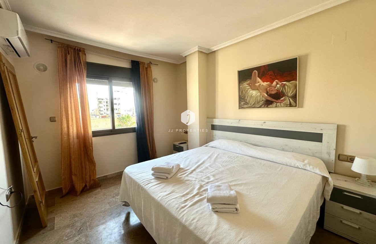 Tweedehands - Appartement / flat -
Torrevieja