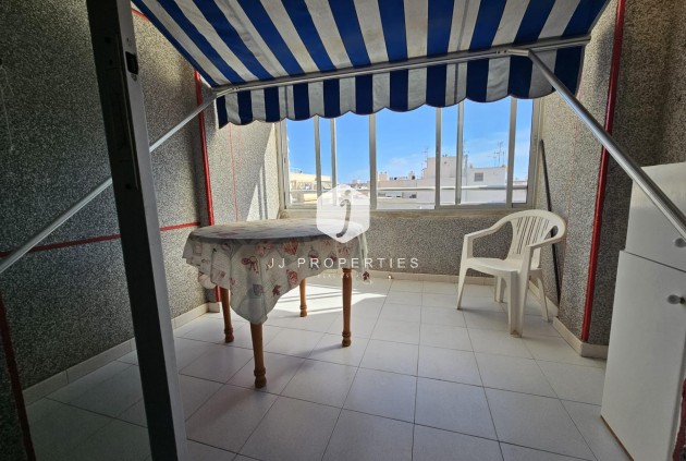 Tweedehands - Appartement / flat -
Torrevieja - Centro