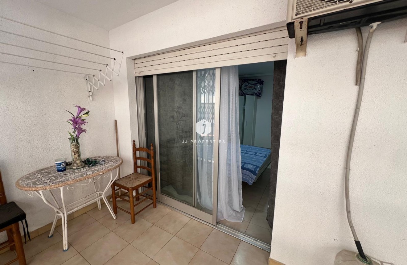 Aus zweiter Hand - Wohnung -
Torrevieja - Playa del Cura