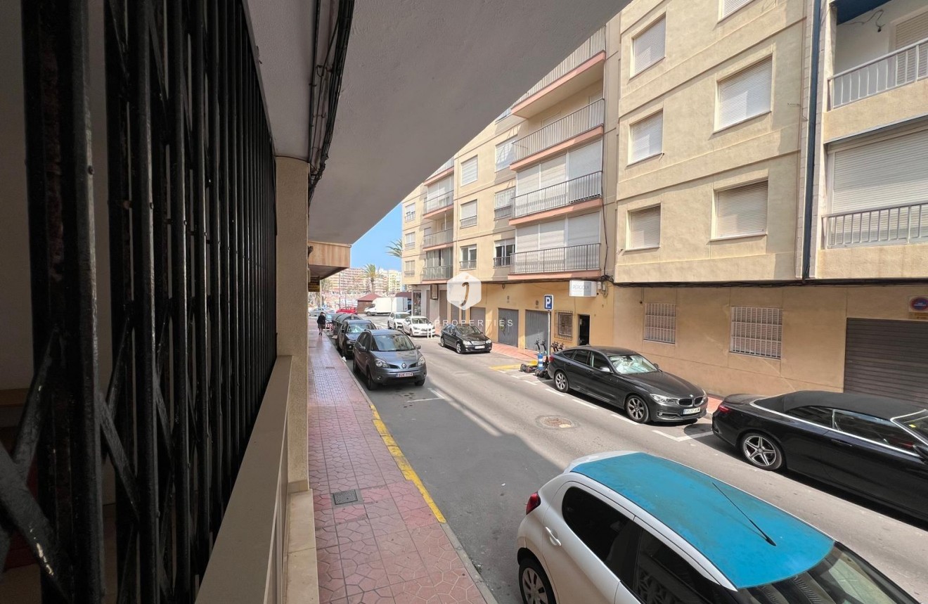Aus zweiter Hand - Wohnung -
Torrevieja - Playa del Cura