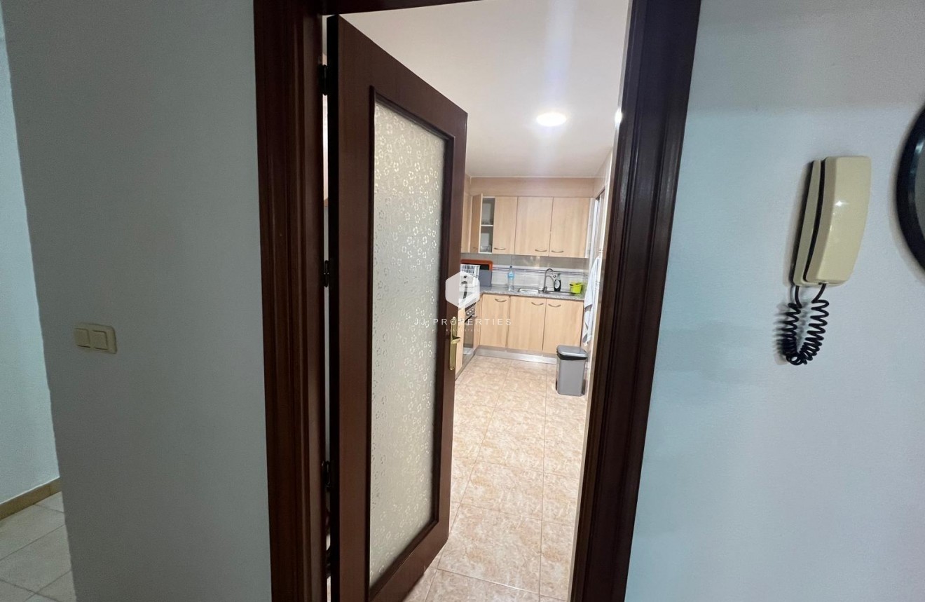 Aus zweiter Hand - Wohnung -
Torrevieja - Playa del Cura