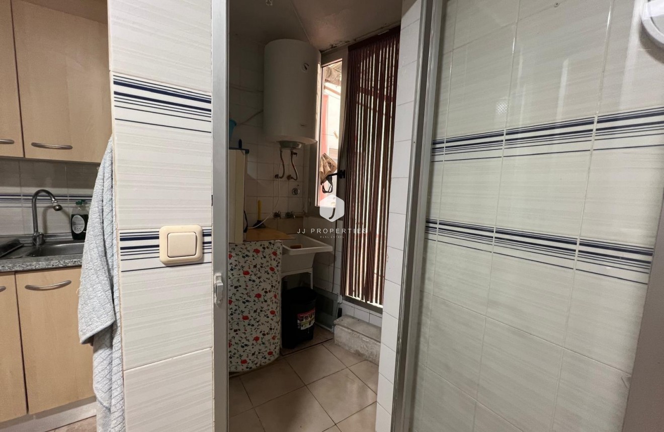 Aus zweiter Hand - Wohnung -
Torrevieja - Playa del Cura