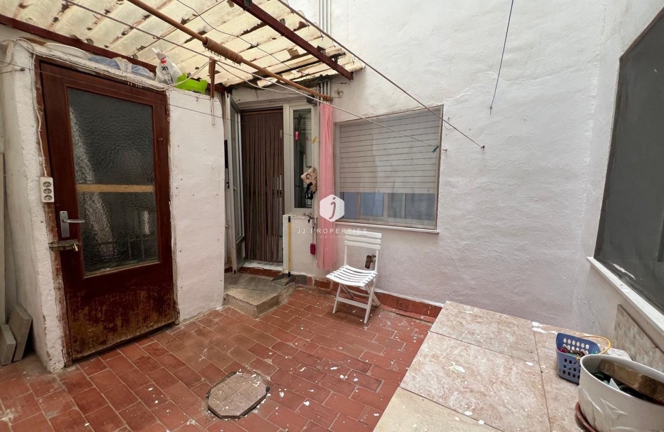 Aus zweiter Hand - Wohnung -
Torrevieja - Playa del Cura