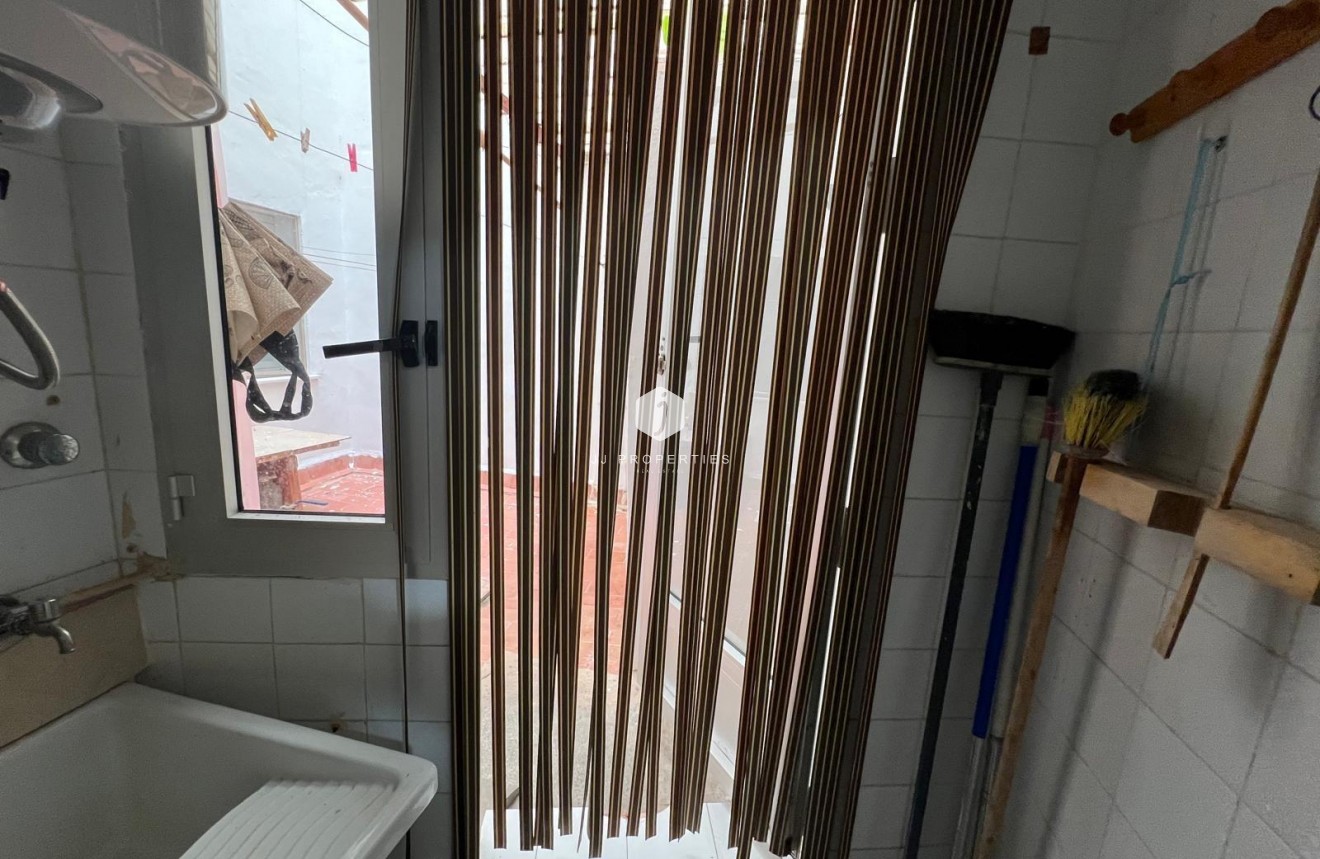 Aus zweiter Hand - Wohnung -
Torrevieja - Playa del Cura