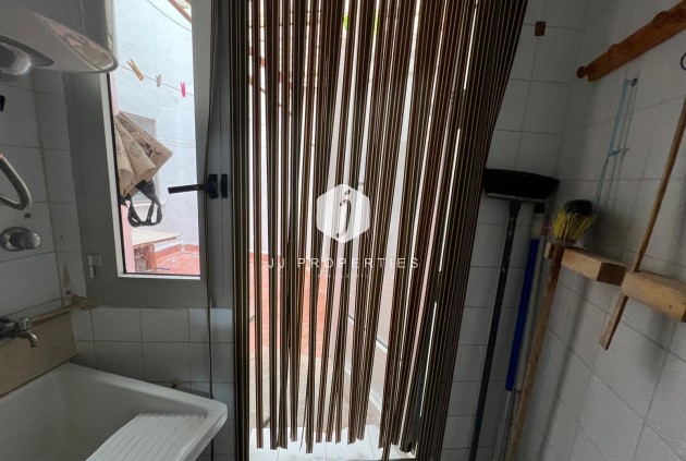 Aus zweiter Hand - Wohnung -
Torrevieja - Playa del Cura