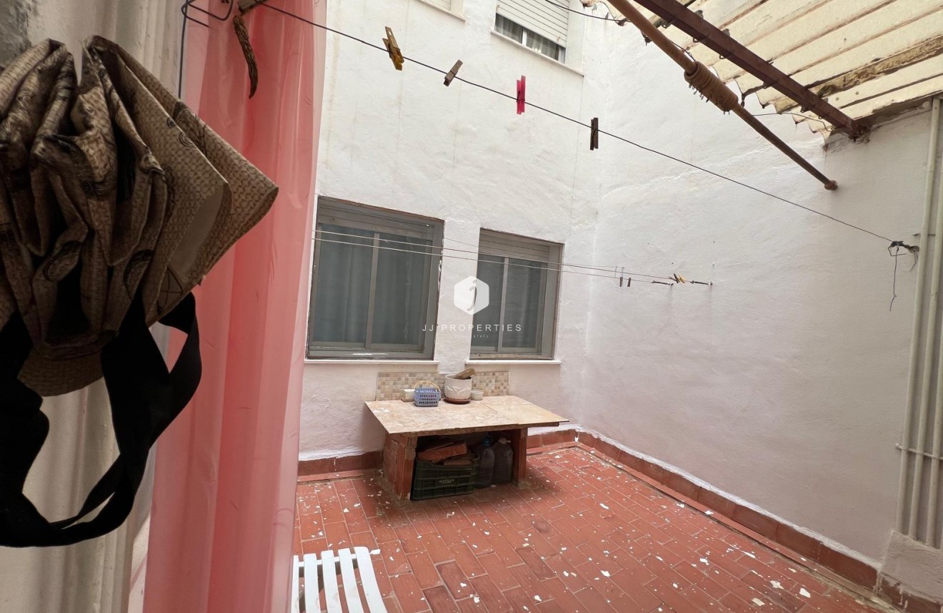 Aus zweiter Hand - Wohnung -
Torrevieja - Playa del Cura