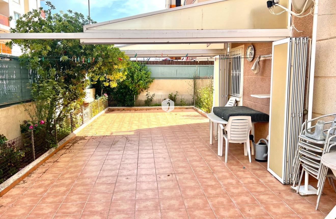 Aus zweiter Hand - Wohnung -
Torrevieja - Playa del Cura