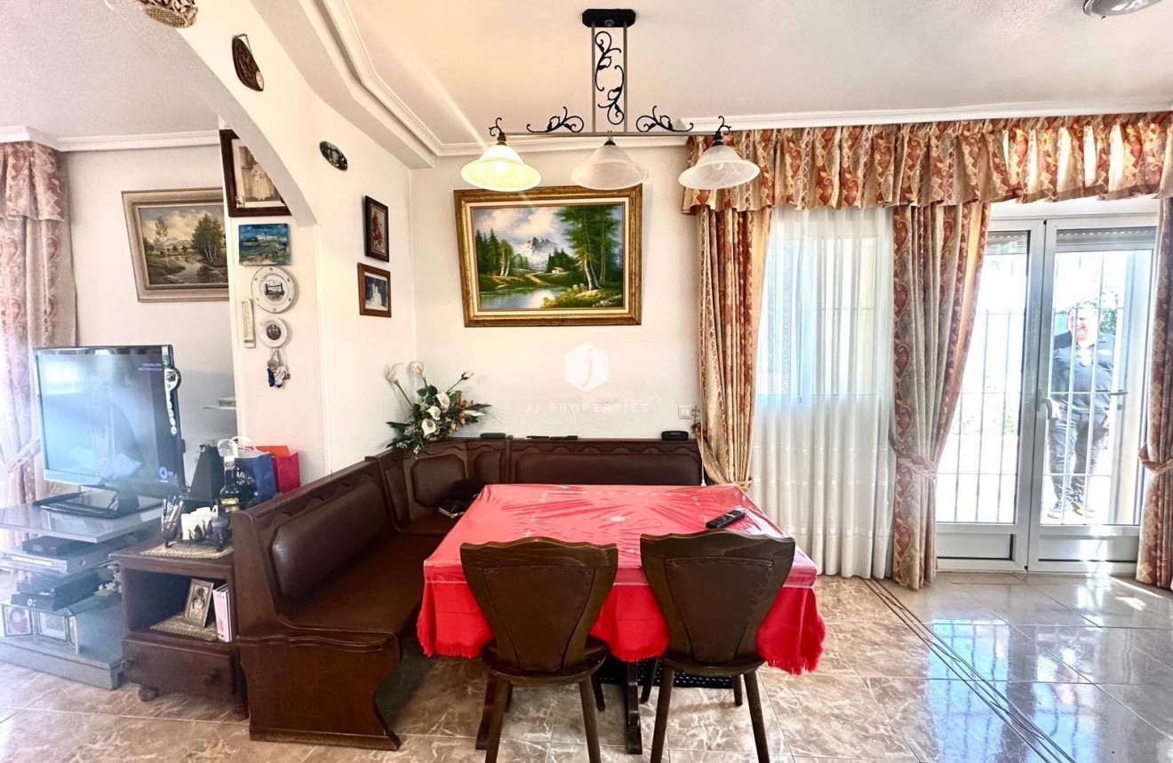 Aus zweiter Hand - Wohnung -
Torrevieja - Playa del Cura