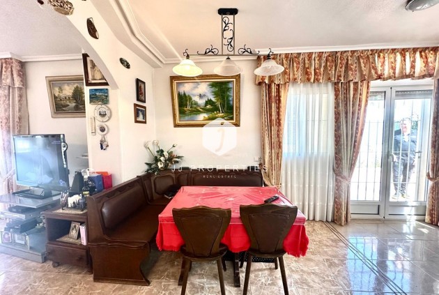 Aus zweiter Hand - Wohnung -
Torrevieja - Playa del Cura