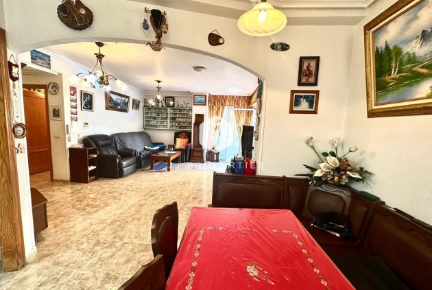Aus zweiter Hand - Wohnung -
Torrevieja - Playa del Cura
