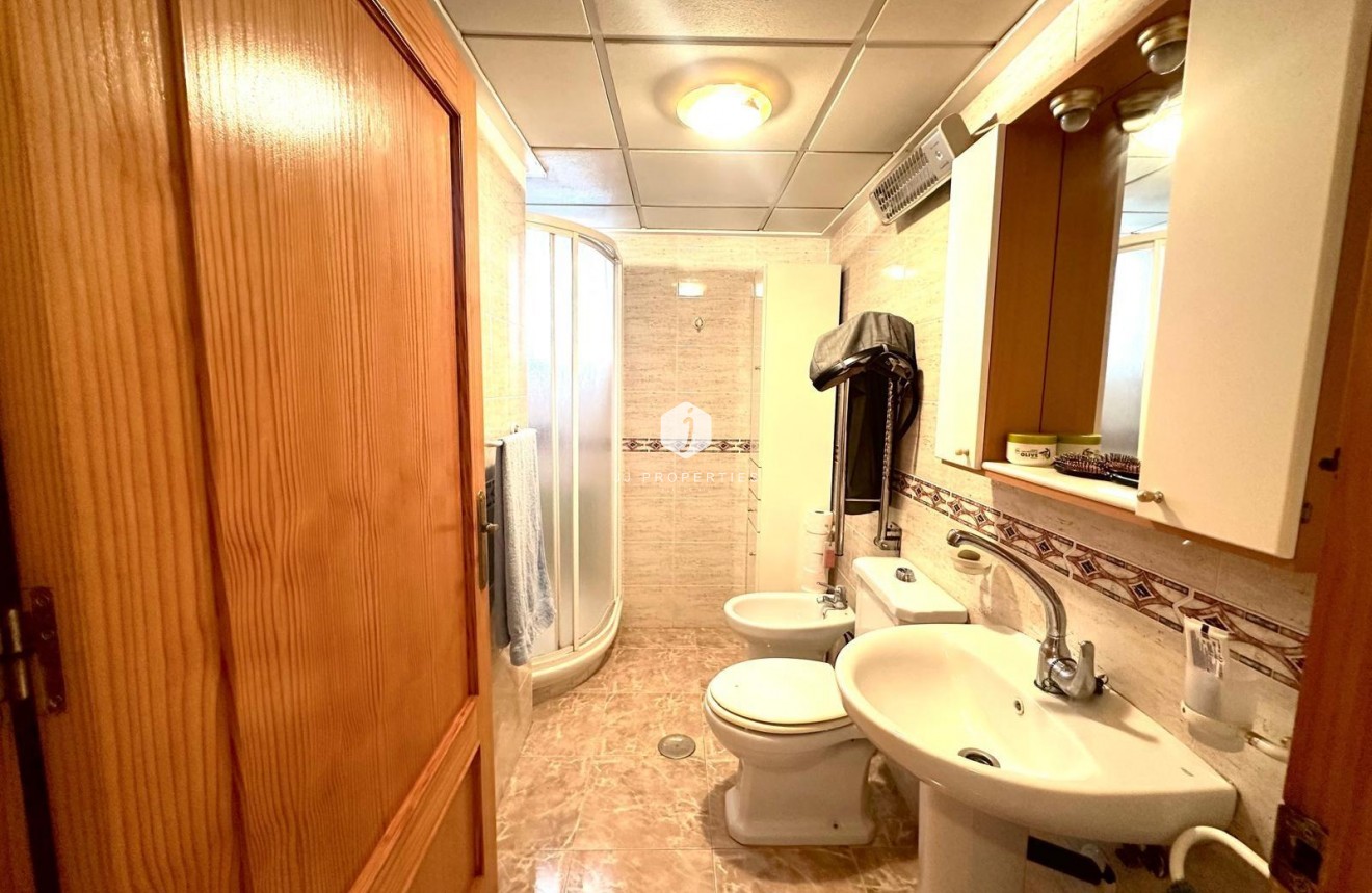 Aus zweiter Hand - Wohnung -
Torrevieja - Playa del Cura