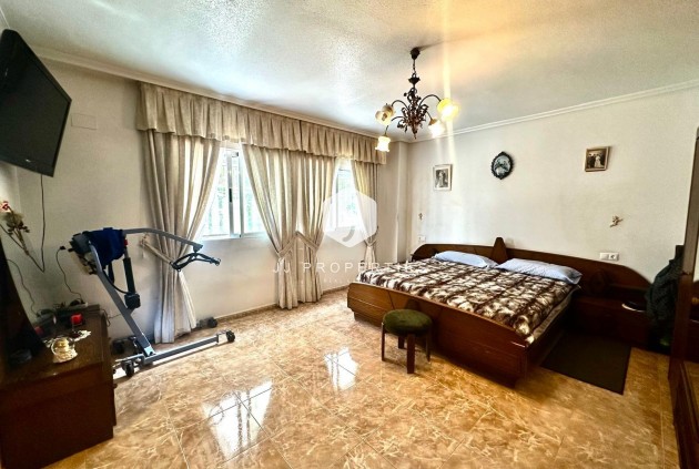 Aus zweiter Hand - Wohnung -
Torrevieja - Playa del Cura
