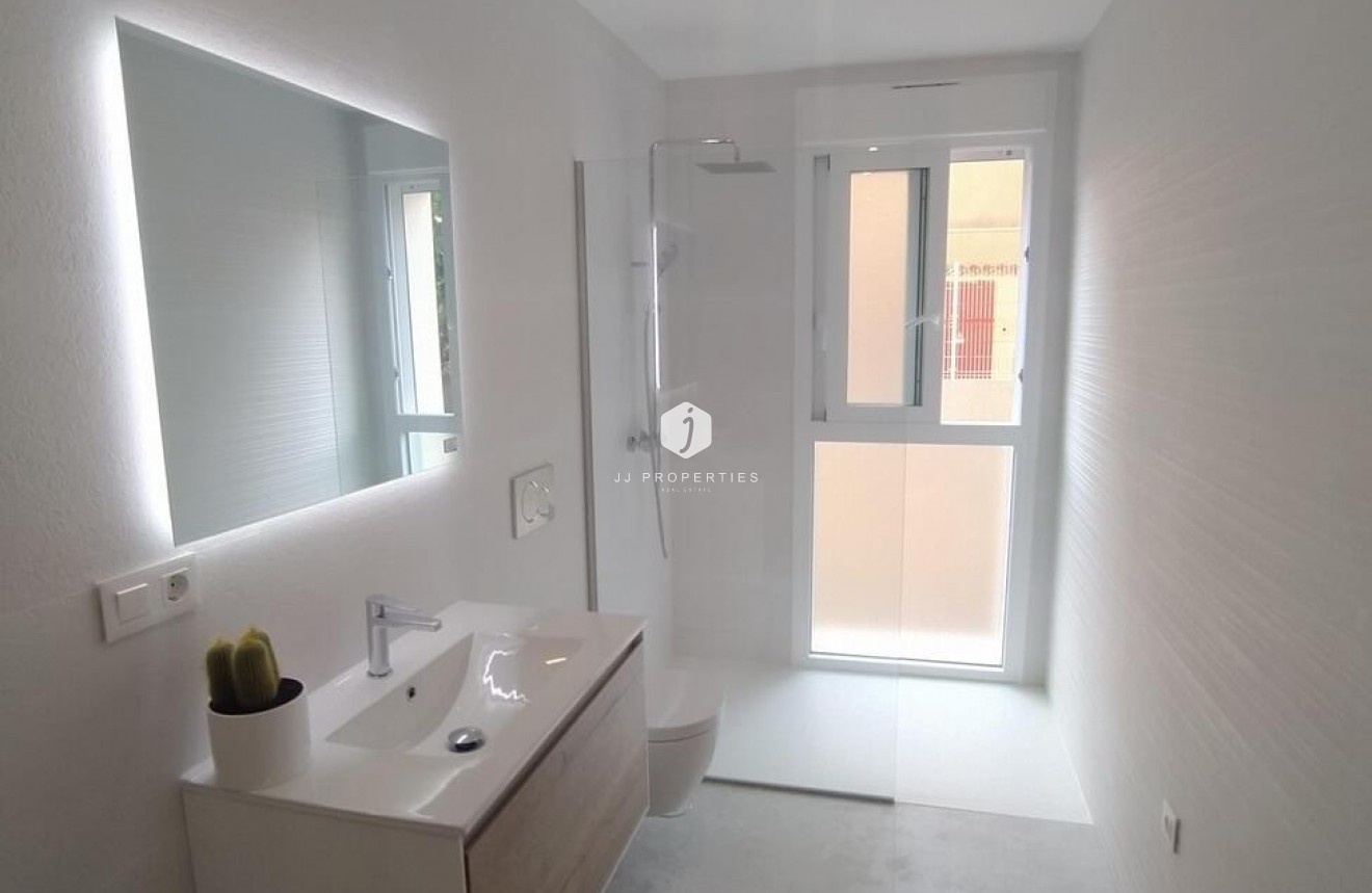 Aus zweiter Hand - Wohnung -
Torrevieja - Torreblanca