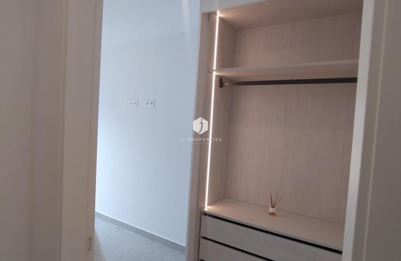 Aus zweiter Hand - Wohnung -
Torrevieja - Torreblanca