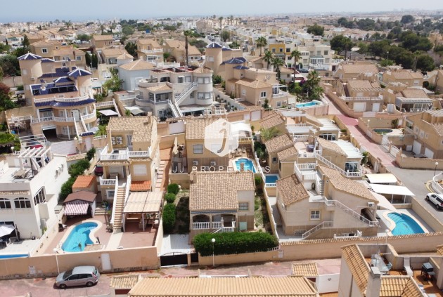 Resale - Penthouse -
Torrevieja - La Florida