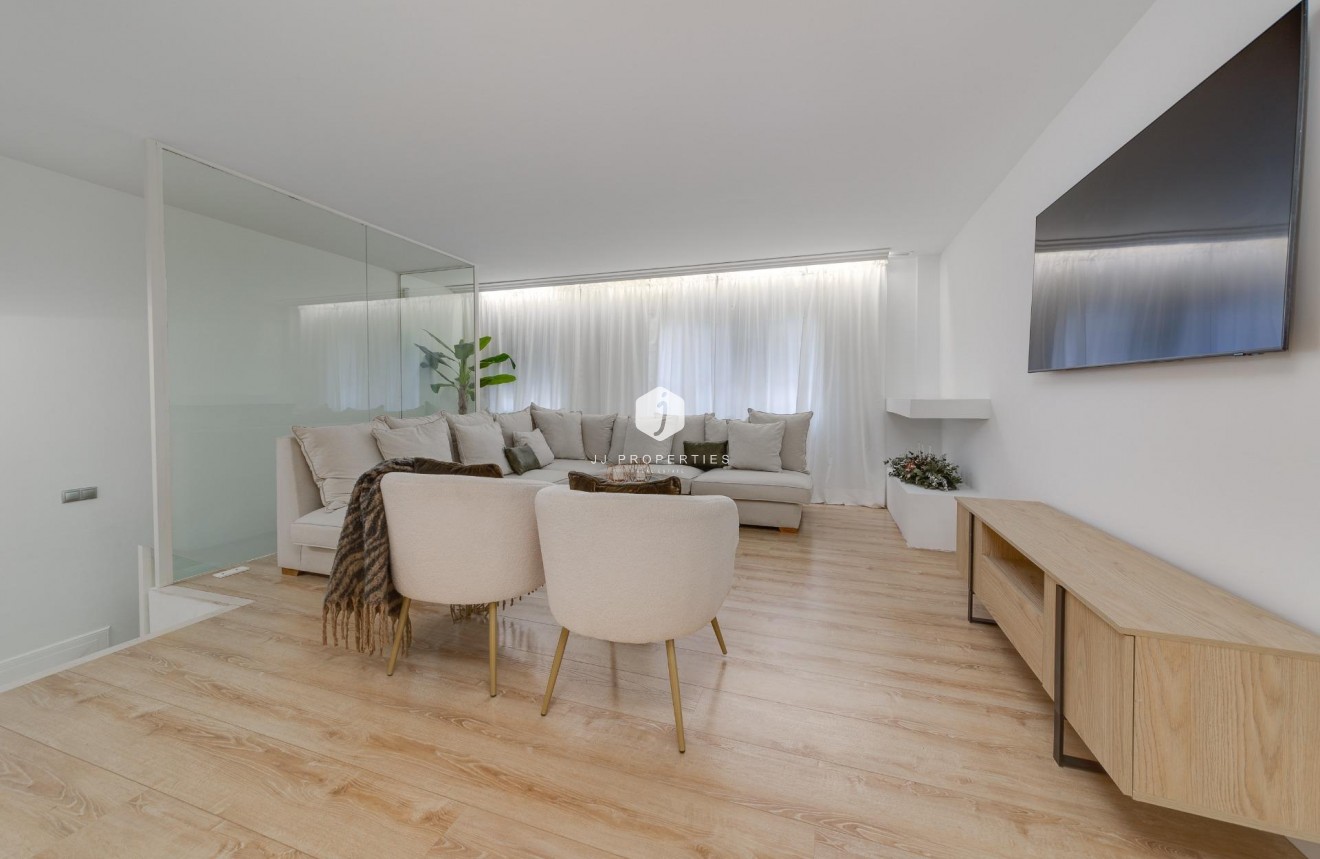Aus zweiter Hand - Wohnung -
Torrevieja - Playa del Cura