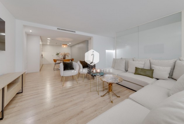 Aus zweiter Hand - Wohnung -
Torrevieja - Playa del Cura