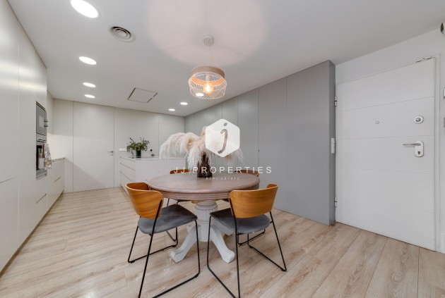 Aus zweiter Hand - Wohnung -
Torrevieja - Playa del Cura