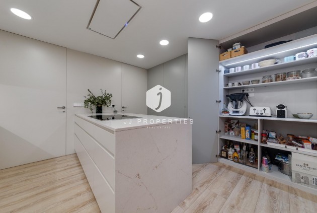 Aus zweiter Hand - Wohnung -
Torrevieja - Playa del Cura