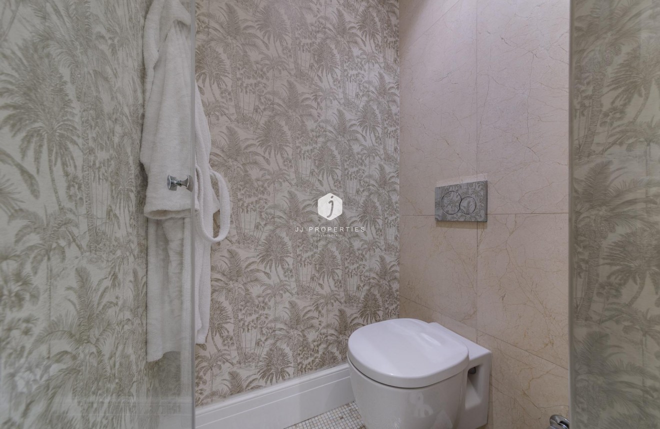 Aus zweiter Hand - Wohnung -
Torrevieja - Playa del Cura