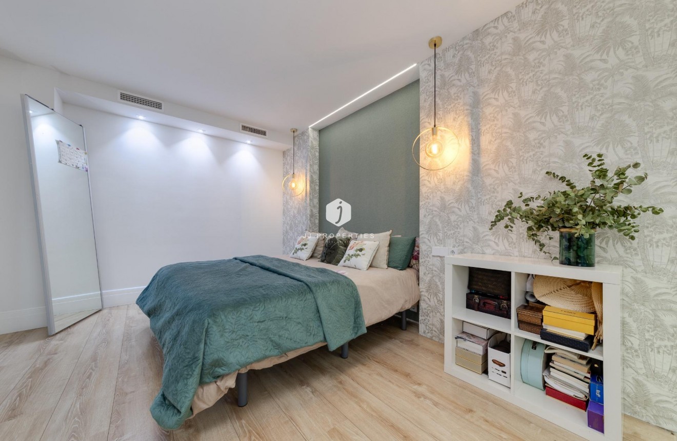 Aus zweiter Hand - Wohnung -
Torrevieja - Playa del Cura