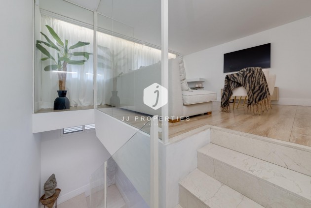Aus zweiter Hand - Wohnung -
Torrevieja - Playa del Cura