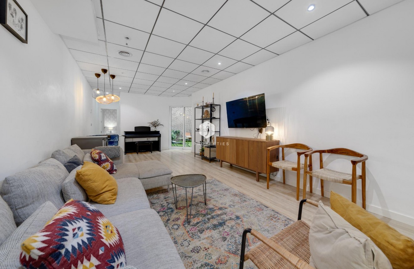 Aus zweiter Hand - Wohnung -
Torrevieja - Playa del Cura