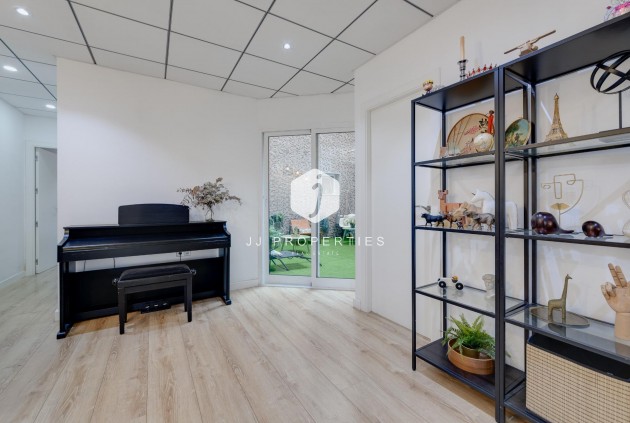Aus zweiter Hand - Wohnung -
Torrevieja - Playa del Cura
