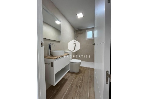 Resale - Apartment / flat -
Torrevieja - La Mata