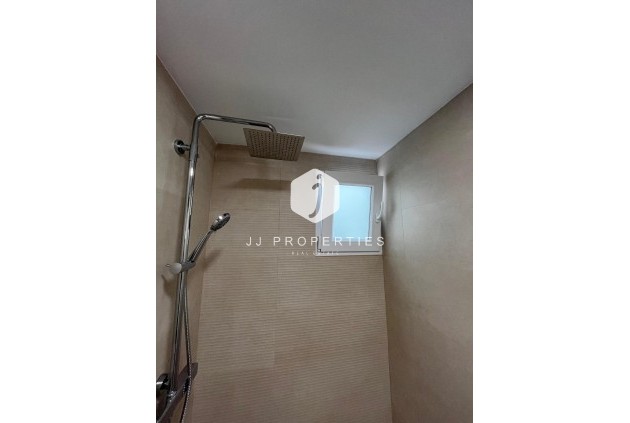 Resale - Apartment / flat -
Torrevieja - La Mata