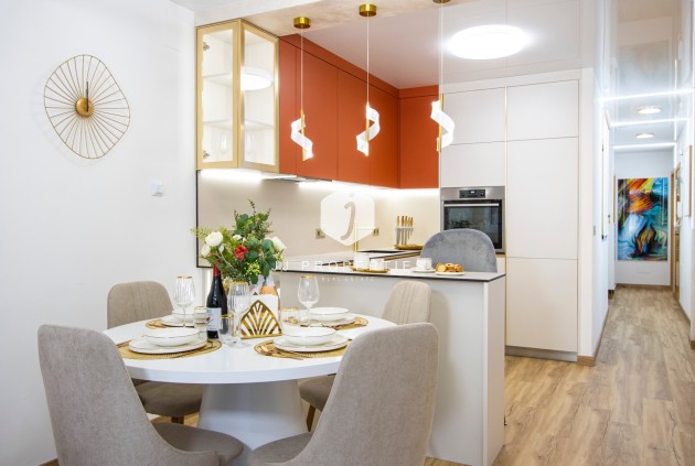 Resale - Apartment / flat -
Torrevieja - Costa Blanca