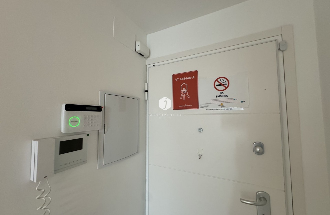 Aus zweiter Hand - Wohnung -
Torrevieja - Costa Blanca