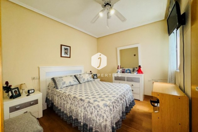 Segunda mano - Apartamento / piso -
La Mata - Costa Blanca