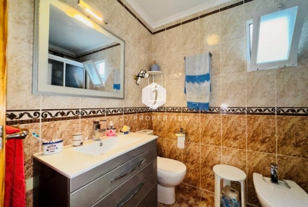 Segunda mano - Apartamento / piso -
La Mata - Costa Blanca
